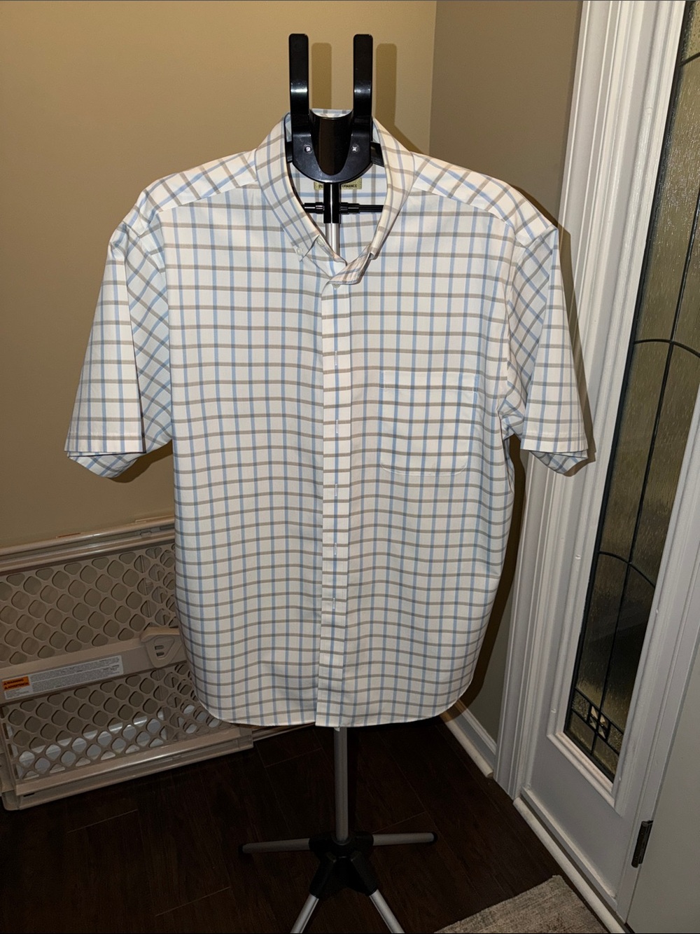 Men's Short-Sleeve Button-Down Shirt - Blue & White Plaid